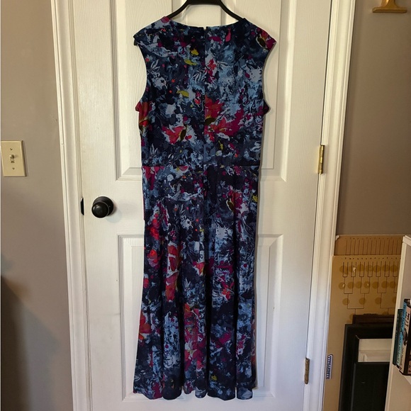 EUC Ralph Lauren Print Twist-Front Jersey Dress Sz 12 - Picture 4 of 6